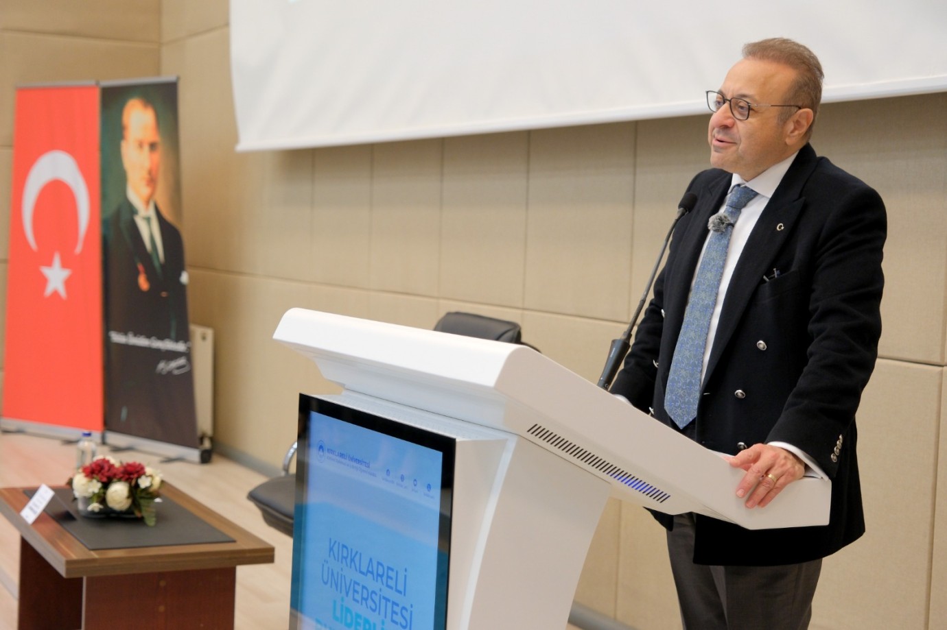 Egemen Bağış: Ülke olarak, bölge olarak güçlü olma mecburiyetimiz var