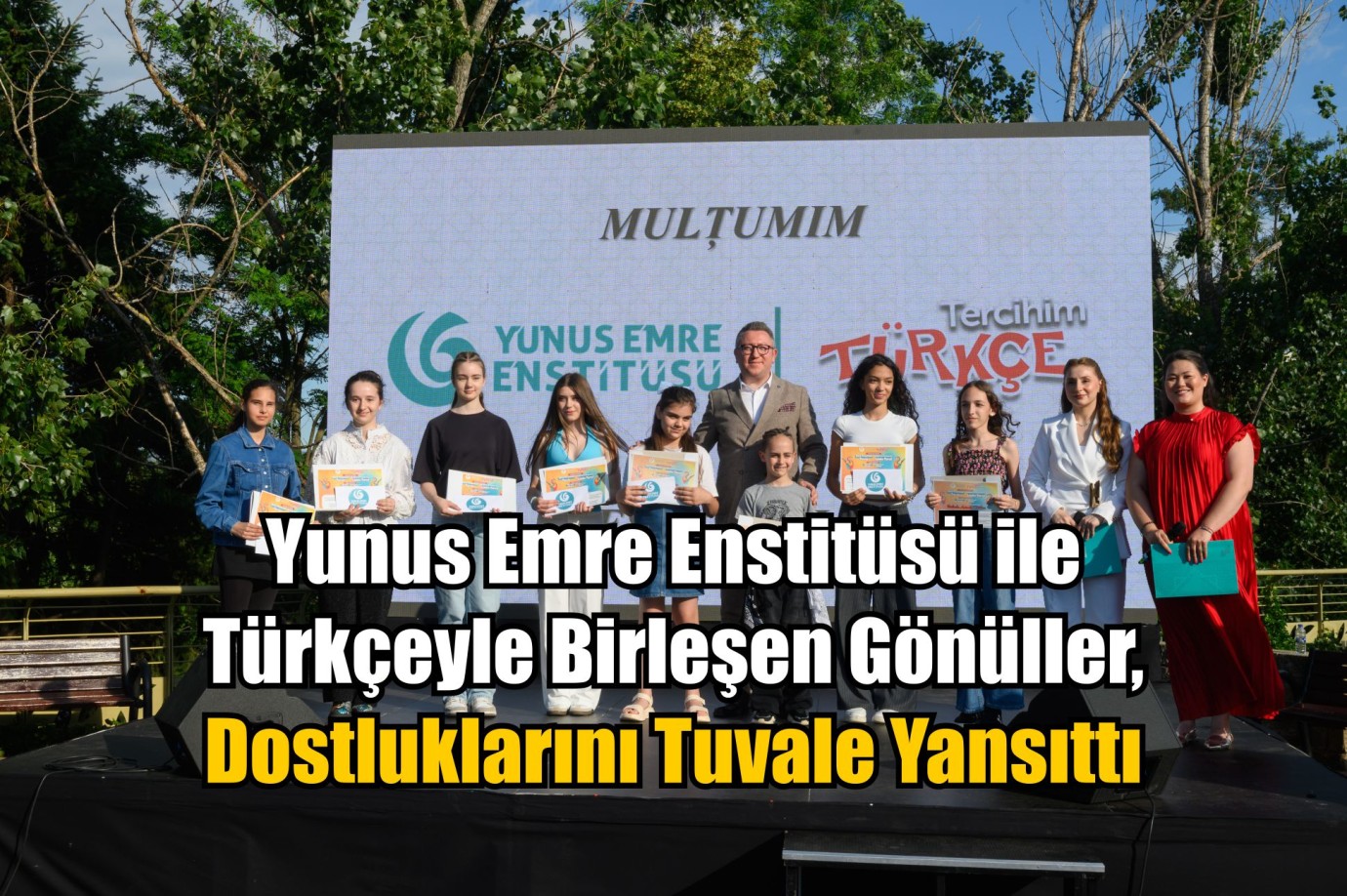 Yunus Emre Enstitüsü ile Türkçeyle Birleşen Gönüller, Dostluklarını Tuvale Yansıttı